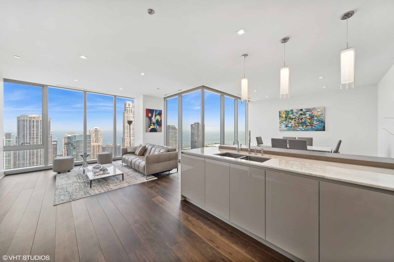 363 E Wacker Drive 4304