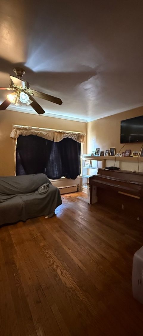 Tiny photo for 8718 S Euclid Avenue, Chicago, IL 60617 (MLS # 12609291)