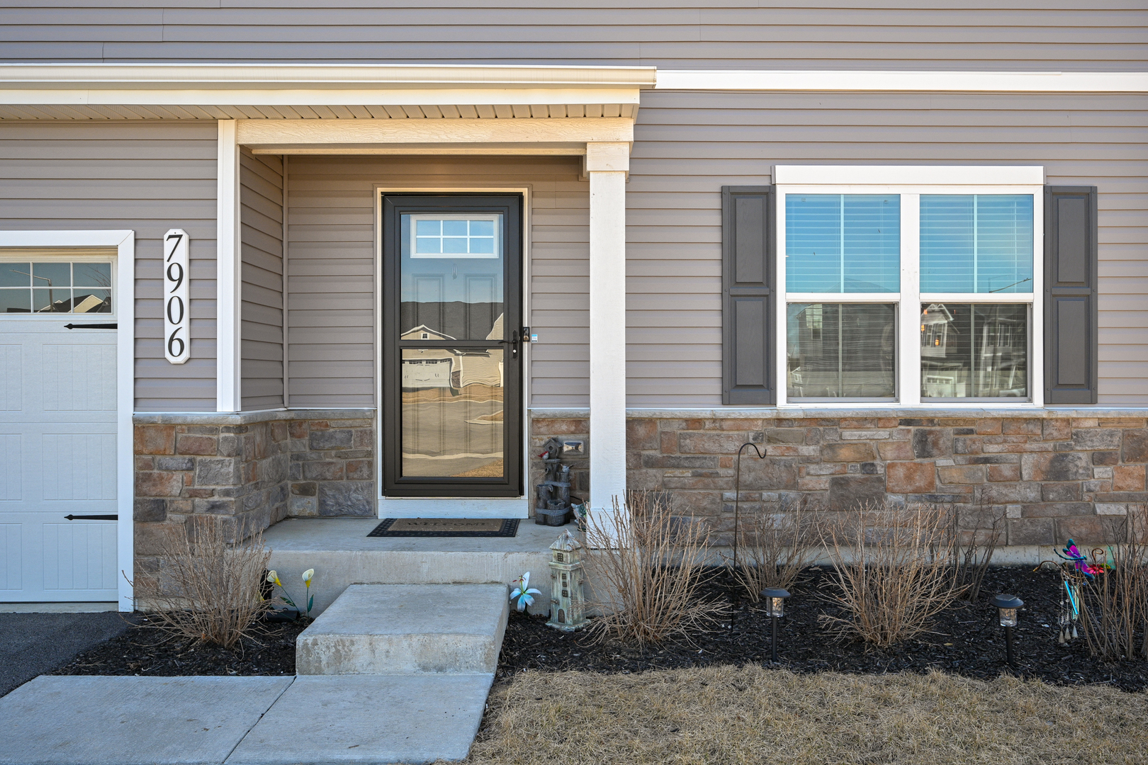 7906 Deer Crossing Drive