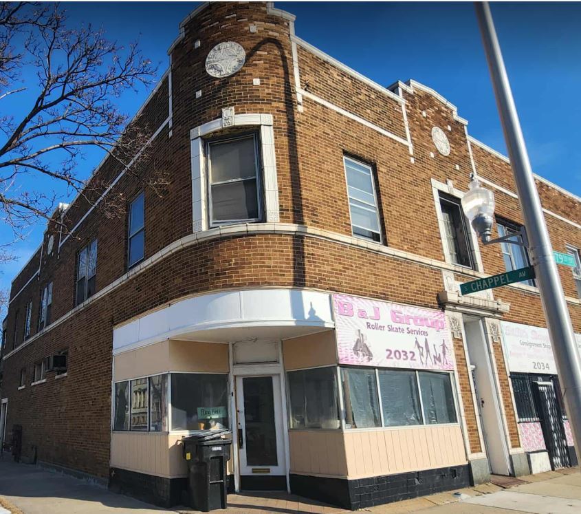 2032 E 79th Street