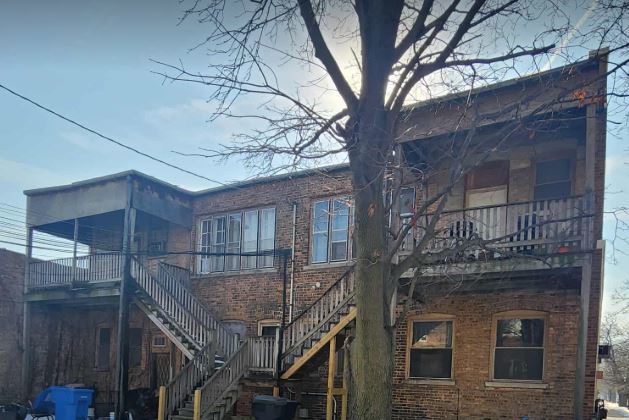 2032 E 79th Street