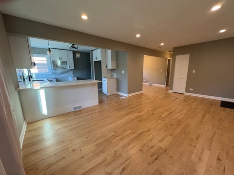 Tiny photo for 2909 W Howard Street, Chicago, IL 60645 (MLS # 12698551)