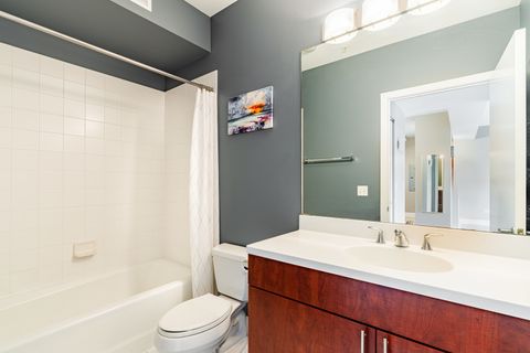 Tiny photo for 565 W Quincy Street #1008, Chicago, IL 60661 (MLS # 12581040)