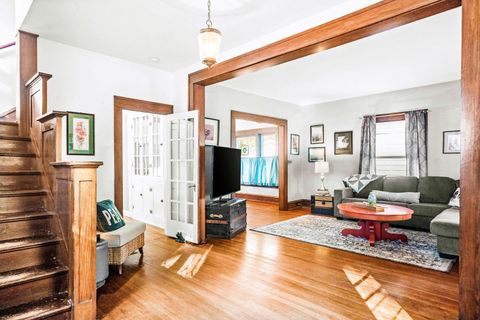 Tiny photo for 411 Willard Avenue, Bloomington, IL 61701 (MLS # 12505265)