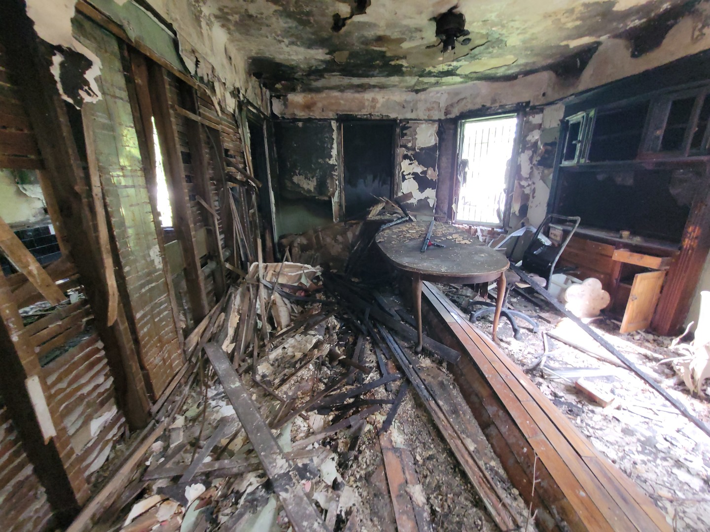 6627 S Saint Lawrence Avenue