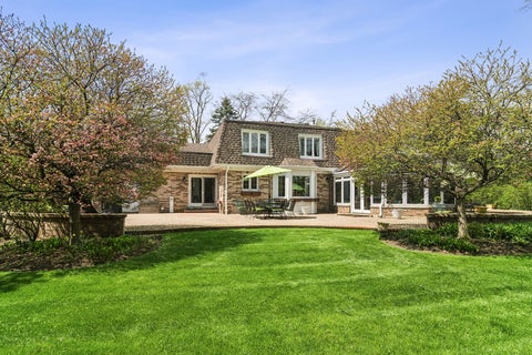 Tiny photo for 803 Waltz Court, Prospect Heights, IL 60070 (MLS # 12738018)