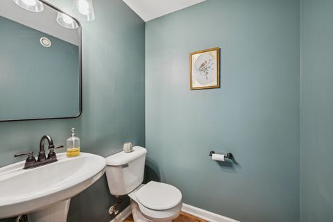 Tiny photo for 1122 W CATALPA Avenue #712, Chicago, IL 60640 (MLS # 12488073)