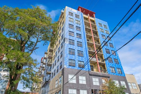 Photo of 1122 W CATALPA Avenue #712, Chicago, IL 60640 (MLS # 12488073)