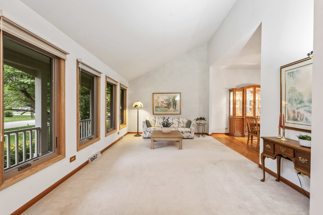 1155 Charter Oaks Drive