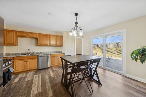 Tiny photo for 501 Newberry Drive, Streamwood, IL 60107 (MLS # 12571756)