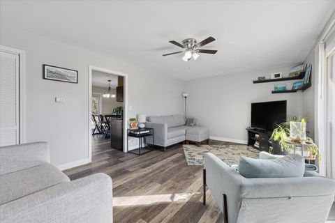 Tiny photo for 501 Newberry Drive, Streamwood, IL 60107 (MLS # 12571756)