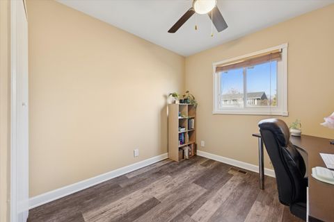 Tiny photo for 501 Newberry Drive, Streamwood, IL 60107 (MLS # 12571756)