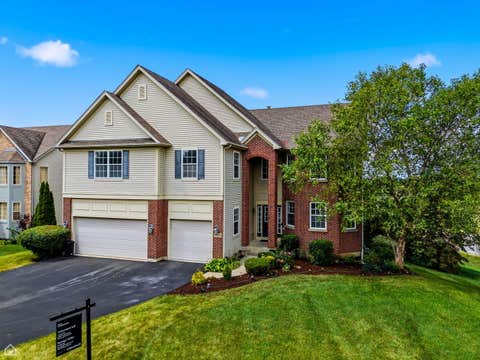 Tiny photo for 5218 Greenshire Circle, Lake In The Hills, IL 60156 (MLS # 12719764)