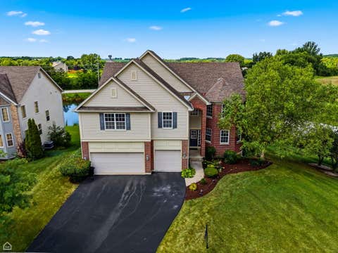 Tiny photo for 5218 Greenshire Circle, Lake In The Hills, IL 60156 (MLS # 12719764)