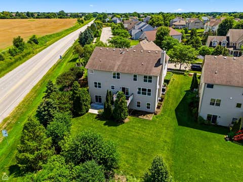 Tiny photo for 5218 Greenshire Circle, Lake In The Hills, IL 60156 (MLS # 12719764)