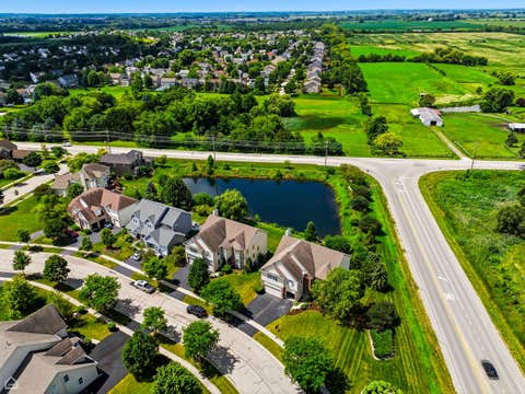 Tiny photo for 5218 Greenshire Circle, Lake In The Hills, IL 60156 (MLS # 12719764)