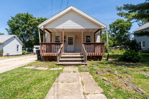 Photo of 306 E Sycamore Street, Normal, IL 61761 (MLS # 12662556)