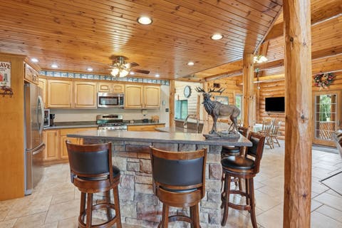 Tiny photo for 6125 Tulip Lane, Grant Park, IL 60940 (MLS # 12703277)