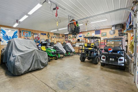 Tiny photo for 6125 Tulip Lane, Grant Park, IL 60940 (MLS # 12703277)
