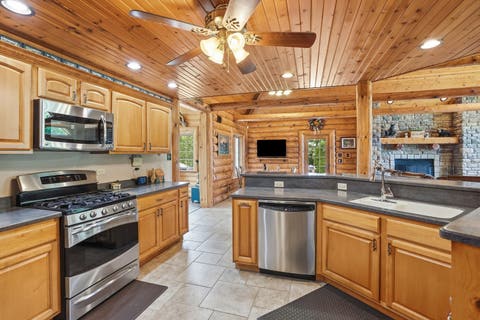 Tiny photo for 6125 Tulip Lane, Grant Park, IL 60940 (MLS # 12703277)