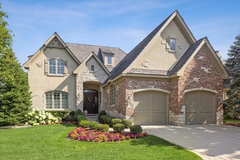 Photo of 64 Forest Gate Circle, Oak Brook, IL 60523 (MLS # 12679615)