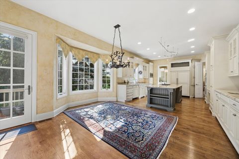 Tiny photo for 64 Forest Gate Circle, Oak Brook, IL 60523 (MLS # 12679615)