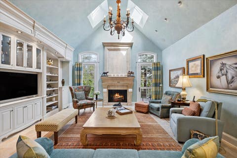 Tiny photo for 64 Forest Gate Circle, Oak Brook, IL 60523 (MLS # 12679615)