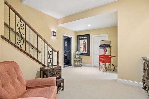 Tiny photo for 64 Forest Gate Circle, Oak Brook, IL 60523 (MLS # 12679615)