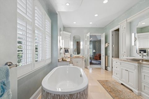 Tiny photo for 64 Forest Gate Circle, Oak Brook, IL 60523 (MLS # 12679615)