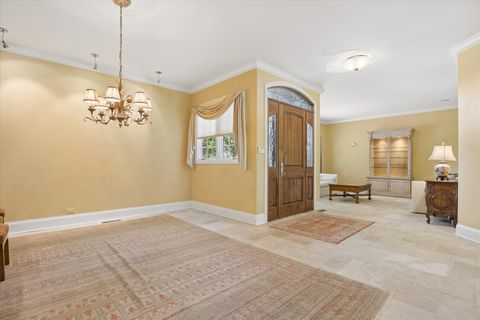 Tiny photo for 64 Forest Gate Circle, Oak Brook, IL 60523 (MLS # 12679615)