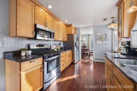 Tiny photo for 31 Roosevelt Street, St. Charles, IL 60174 (MLS # 12585923)