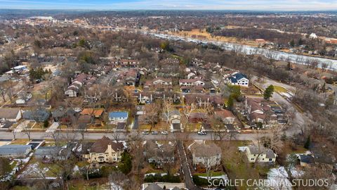 Tiny photo for 31 Roosevelt Street, St. Charles, IL 60174 (MLS # 12585923)