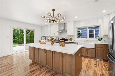 Tiny photo for 1327 Churchill Road, Schaumburg, IL 60195 (MLS # 12459200)