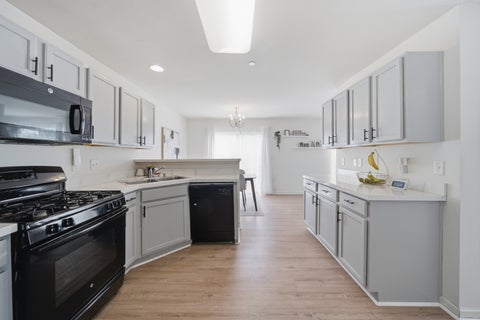 Tiny photo for 1541 Pauline Circle, Mundelein, IL 60060 (MLS # 12748383)