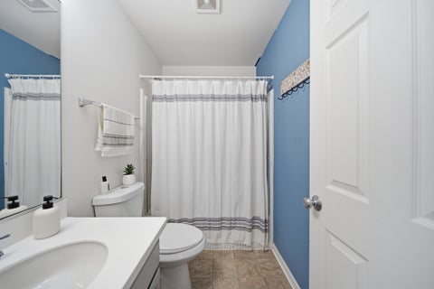 Tiny photo for 1541 Pauline Circle, Mundelein, IL 60060 (MLS # 12748383)