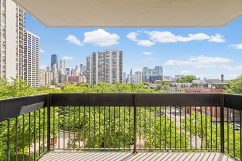 Tiny photo for 1460 N Sandburg Terrace #711, Chicago, IL 60610 (MLS # 12723788)