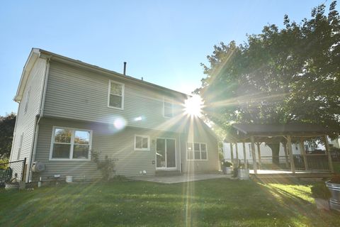 Tiny photo for 784 Medford Drive, South Elgin, IL 60177 (MLS # 12507931)