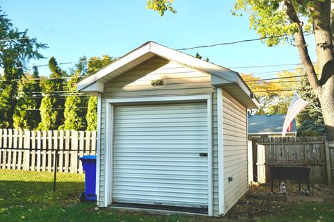 Tiny photo for 784 Medford Drive, South Elgin, IL 60177 (MLS # 12507931)