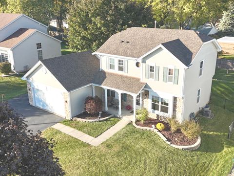 Photo of 784 Medford Drive, South Elgin, IL 60177 (MLS # 12507931) Photo of 784 Medford Drive, South Elgin, IL 60177 (MLS # 12507931)