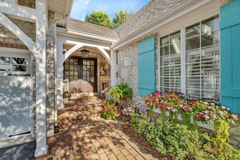 Tiny photo for 719 Stonebridge Road, Frankfort, IL 60423 (MLS # 12391394)