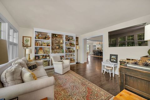 Tiny photo for 719 Stonebridge Road, Frankfort, IL 60423 (MLS # 12391394)