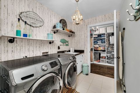 Tiny photo for 719 Stonebridge Road, Frankfort, IL 60423 (MLS # 12391394)