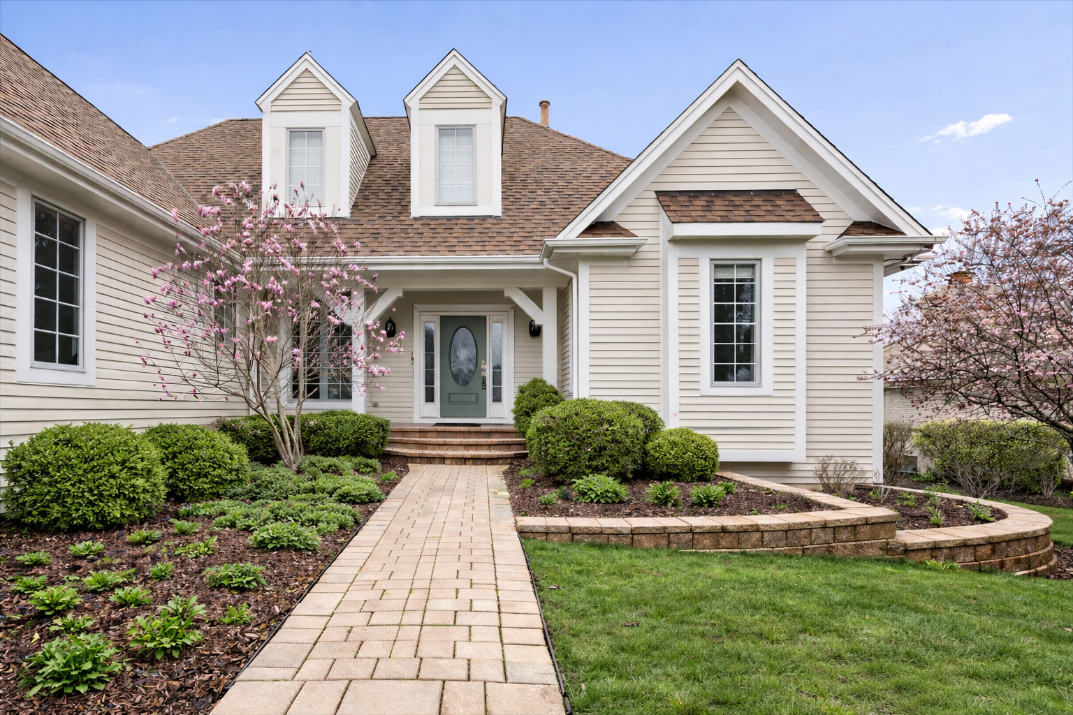 1164 S Hiddenbrook Trail