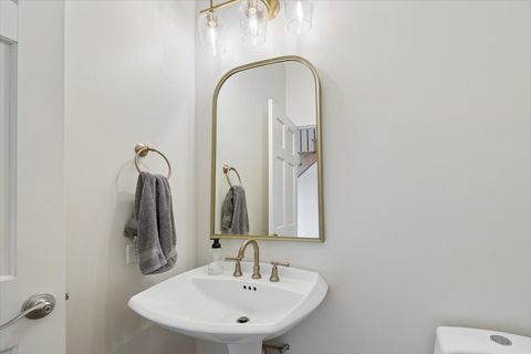 Tiny photo for 1164 S Hiddenbrook Trail, Palatine, IL 60067 (MLS # 12608112)