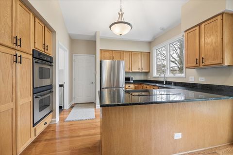 Tiny photo for 1164 S Hiddenbrook Trail, Palatine, IL 60067 (MLS # 12608112)