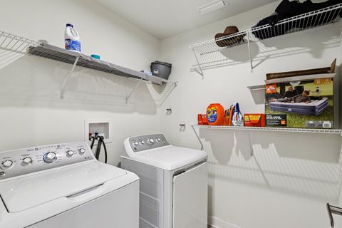 Tiny photo for 3339 Big Bend Drive, Montgomery, IL 60538 (MLS # 12516519)