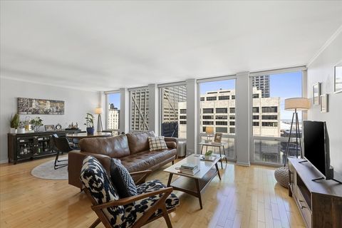 Tiny photo for 111 E Chestnut Street #16H, Chicago, IL 60611 (MLS # 12559600)