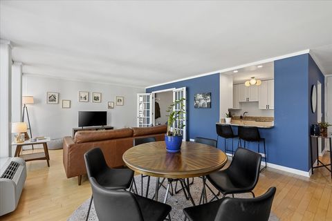 Tiny photo for 111 E Chestnut Street #16H, Chicago, IL 60611 (MLS # 12559600)