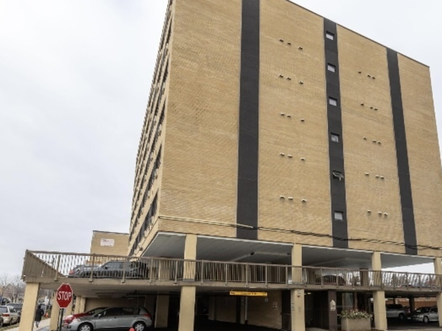 7300 W North Avenue 6G