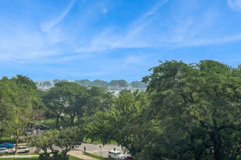 Tiny photo for 3100 N Lake Shore Drive #611, Chicago, IL 60657 (MLS # 12439694)